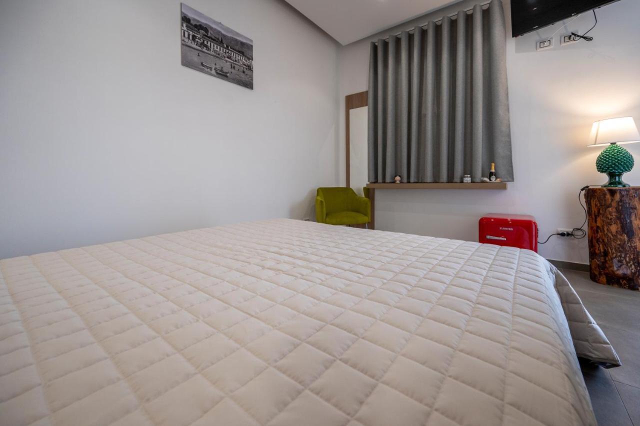 Villa Carmiano Luxury Bedrooms In Avola In The Province Of Syracuse With Spa And Swimming Pool And Wonderful Seaview Dış mekan fotoğraf