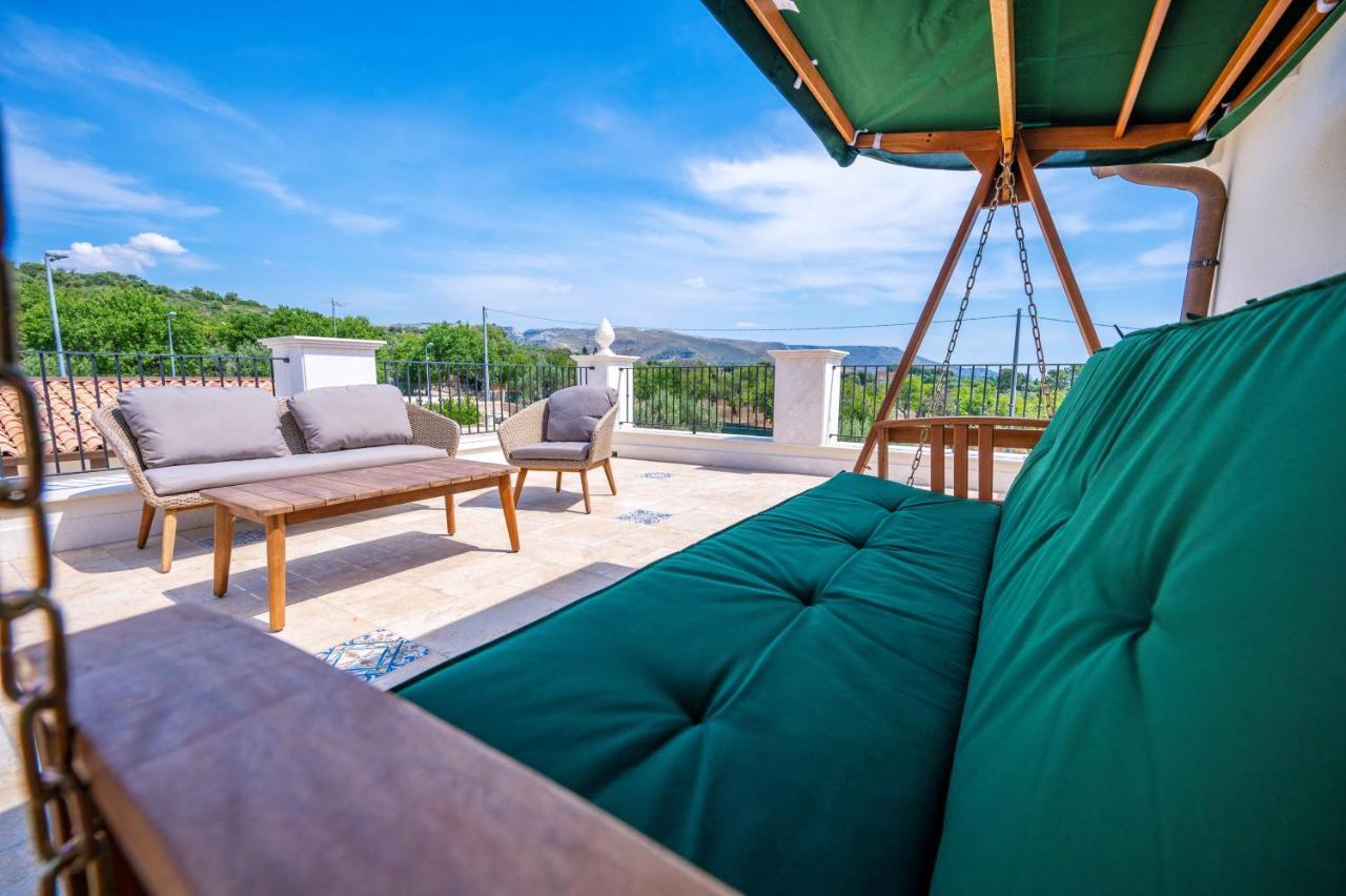 Villa Carmiano Luxury Bedrooms In Avola In The Province Of Syracuse With Spa And Swimming Pool And Wonderful Seaview Dış mekan fotoğraf
