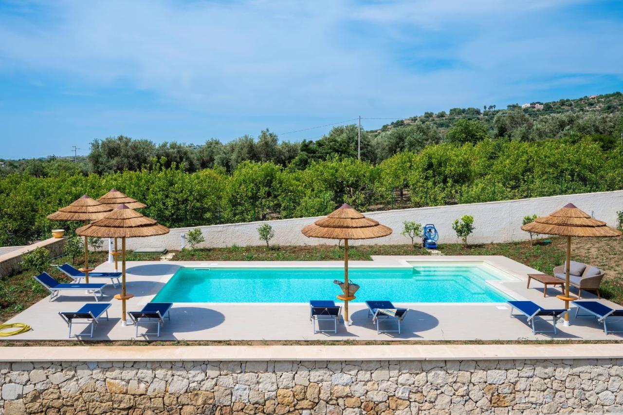 Villa Carmiano Luxury Bedrooms In Avola In The Province Of Syracuse With Spa And Swimming Pool And Wonderful Seaview Dış mekan fotoğraf