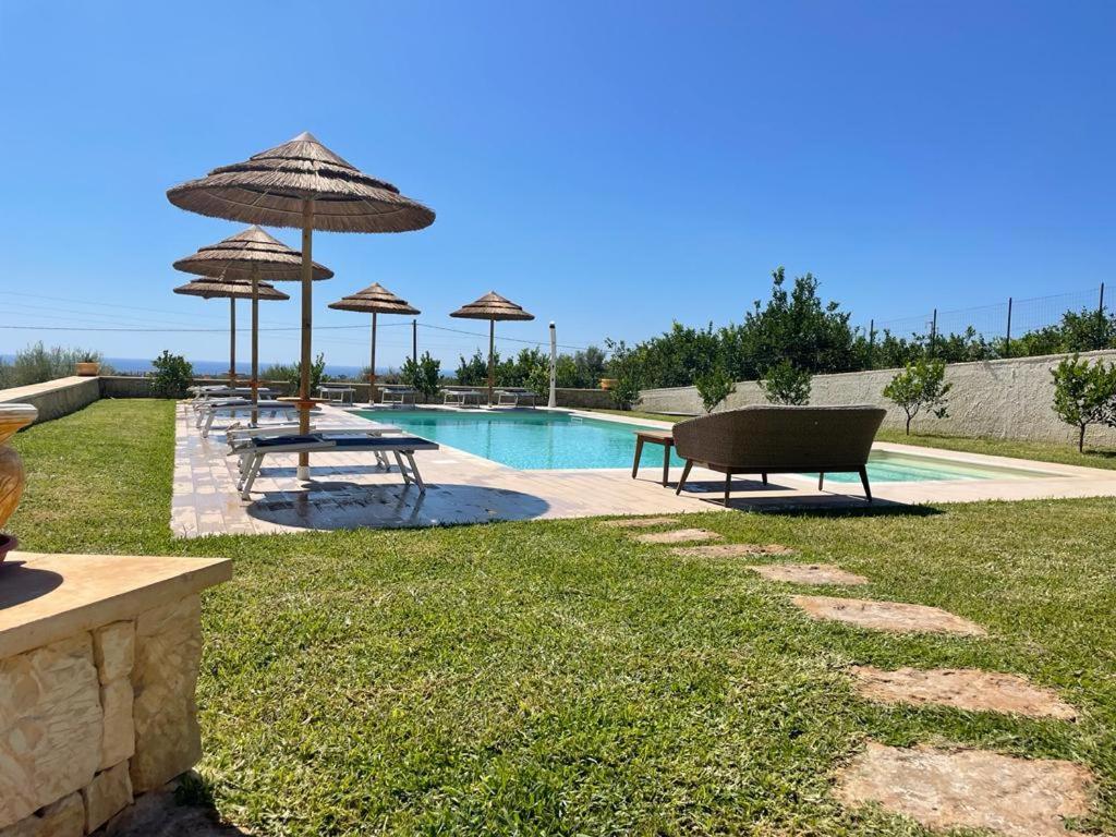 Villa Carmiano Luxury Bedrooms In Avola In The Province Of Syracuse With Spa And Swimming Pool And Wonderful Seaview Dış mekan fotoğraf